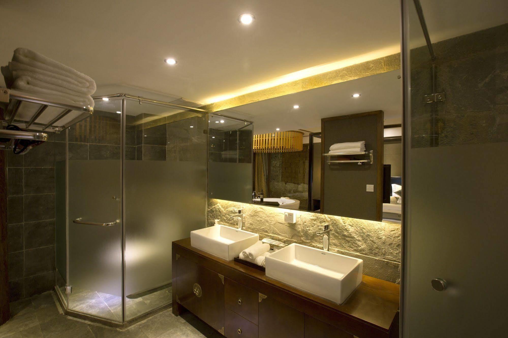Lijiang Liman Hotel Экстерьер фото